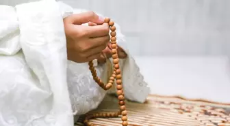 111 İsmi Azam Duası! Cübbeli Ahmet Hoca 111 İsmi Azam duası nedir? Türkçe ve Arapça İsmi Azam duası
