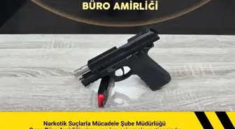 Bingöl'de Ruhsatsız Tabanca ve Esrar Ele Geçirildi