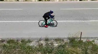 Çanakkale'den aldığı şehitlik toprağını Samsun'a ulaştırmak için pedal çeviriyor: 900 kilometreyi geride bıraktı