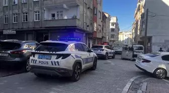 Esenyurt'ta Servis Aracının Çarpması Sonucu 5 Yaşındaki Çocuk Ağır Yaralandı