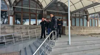 Kayseri'de Minareden İntihar Girişimi