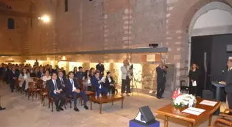 Tarihi Moche Kolyesi Peru'ya İade Edildi