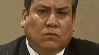 Peru Başbakanı Gustavo Adrianzen İstifa Etti