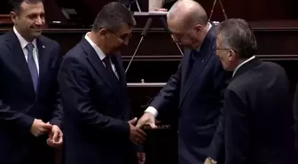 Rozet takma törenine Erdoğan'ın sorusu damga vurdu: Hangi partiden, nereden geldi?