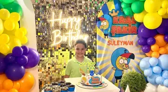 Salihli'de şehit oğluna doğum günü sürprizi