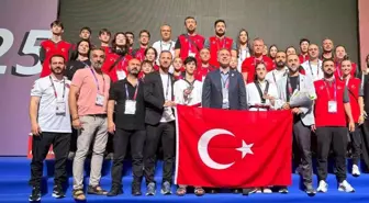 Erzurumlu Antrenör Tortumlu, Yıldız Milli Takım ile BAE'de Tarih Yazdı
