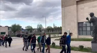 Afyonkarahisar'da Fuhuş Operasyonu: 12 Kadın Kurtarıldı, 4 Kişi Tutuklandı