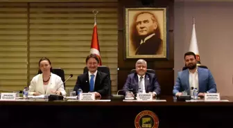 Aile Şirketleri İçin Kurumsallaşma Paneli Gaziantep'te Gerçekleşti