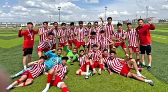 Atatürk Üniversitesi Futbol Takımı Süper Lig'e Yükseldi