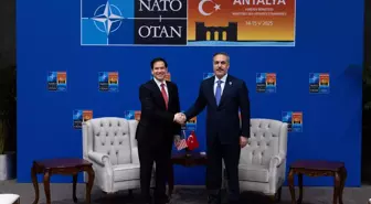 Hakan Fidan, ABD ve Suriye Dışişleri Bakanlarıyla Üçlü Görüşme Gerçekleştirdi