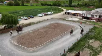 Deprem sonrası doğayla buluşma: Malatya'da atlı terapiye ilgi artıyor