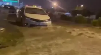 Hatay'da Sağanak ve Dolu Yağışı Su Baskınlarına Neden Oldu