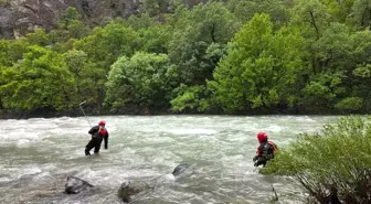 Hakkari'de Kaybolan 16 Yaşındaki Neçir Kom'un Arama Çalışmaları Devam Ediyor
