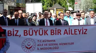 Kütahya'da 'Büyük Aile Yürüyüşü' Düzenlendi