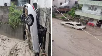 Osmaniye sele teslim! Onlarca araç sular altında kaldı