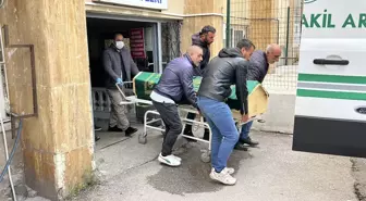 Sivas'ta KKKA Şüphesiyle Tedavi Gören Anne Hayatını Kaybetti