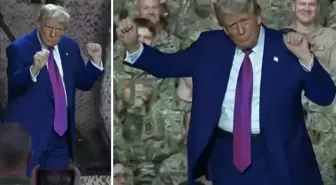 Trump Katar'daki ABD askerlerine moral vermek için dans etti