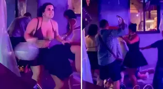 Turistler arasında çıkan bıçaklı kavgayı ayırmak isterken üstü açıldı