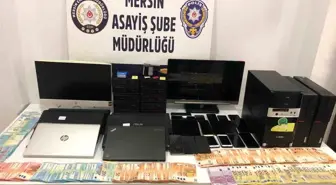 Mersin'de Almanya'daki Yaşlıları Dolandıran 10 Kişilik Şebeke Çökertildi