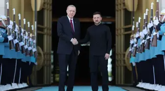 Cumhurbaşkanı Erdoğan, Zelenskiy ile bir araya geldi