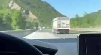Hız Limitini Aşan Tır, Otomobili Sollatmadı