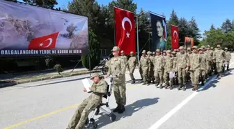 Engelli Bireyler İçin Temsili Askerlik Yemin Töreni Duygusal Anlara Sahne Oldu