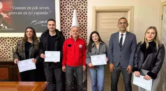 Düzce Üniversiteli Gençlerden Anlamlı Proje: Hastane Duvarlarını Boyadılar