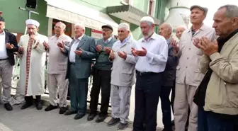 Hisarcık'ta 19 Hacı Adayı Kutsal Topraklara Uğurlandı