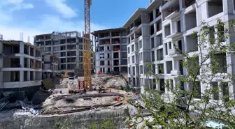 İstanbul'da Riskli Yapılar İçin 'Yarısı Bizden' Kampanyası Başlatıldı