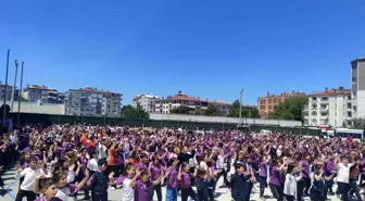 Mudanya Okulunda Zumba Etkinliği: 820 Öğrenci Katıldı