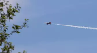 SOLOTÜRK ve Türk Yıldızları, 19 Mayıs Etkinlikleri İçin Uçuş Gerçekleştirdi