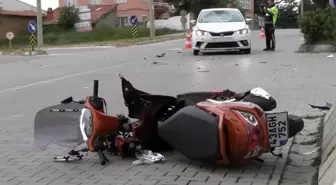 Kütahya'da Trafik Kazası: Motosiklet Sürücüsü Yaralandı