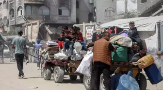 İsrail'in Gazze'ye Saldırıları: 12 Saatte 100'den Fazla Ölü