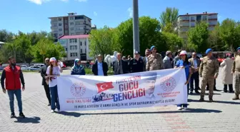 Muş'ta 19 Mayıs Gençlik Yürüyüşü Coşkuyla Gerçekleştirildi