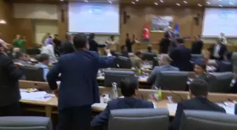 Bursa Büyükşehir Belediye Meclisi'nde Gergin Anlar