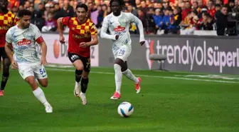 Çaykur Rizespor, Göztepe'yi Ağırlıyor: Süper Lig'deki 14. Randevu