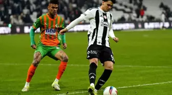 Beşiktaş, Alanyaspor'la 18. Randevuda Galibiyet Peşinde