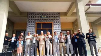 Kütahya'nın Emet İlçesinde Hacı Adayları için Uğurlama Töreni Düzenlendi