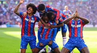 FA Cup'ta tarihe geçen final! Crystal Palace, Manchester City'i devirdi