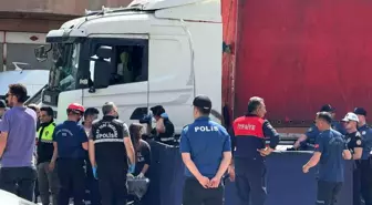 Iğdır'da Yolun Karşısına Geçen Kadına Tır Çarptı: Hayatını Kaybetti