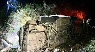 Adıyaman'da Otomobil Şarampole Yuvarlandı: 2 Yaralı