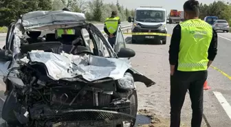 Afyonkarahisar'da Trafik Kazası: 1 Ölü, 4 Yaralı