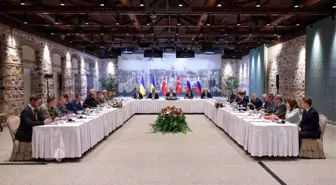 Rusya ve Ukrayna İstanbul'da Esir Takası ve Müzakereler Üzerine Anlaştı