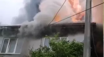 Bursa'da Yangın: 2 Katlı Ev Kullanılamaz Hale Geldi