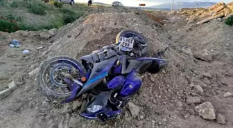 Denizli'de Motosiklet Kazası: 2 Genç Hayatını Kaybetti