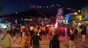Galatasaray Taraftarlarından Şampiyonluk Kutlaması
