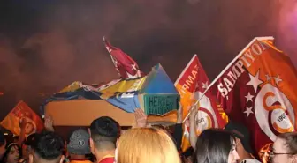 Galatasaray 25. Şampiyonluğunu İlan Etti, Kayseri'de Kutlamalar Coşkuyla Gerçekleşti