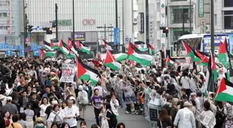 Tokyo'da Filistin Destekçileri İsrail'i Protesto Etti