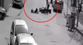 Bursa'da Motosikletli Kurye Kadına Çarptı, Olay Yerinden Kaçtı
