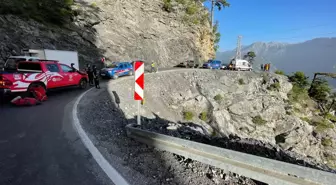 Alanya'da Uçuruma Yuvarlanan Otomobilde Bir Kişi Hayatını Kaybetti